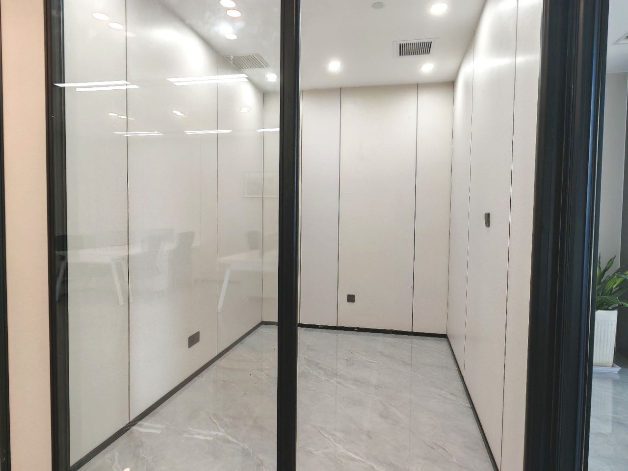 环球金融中心1317号198平