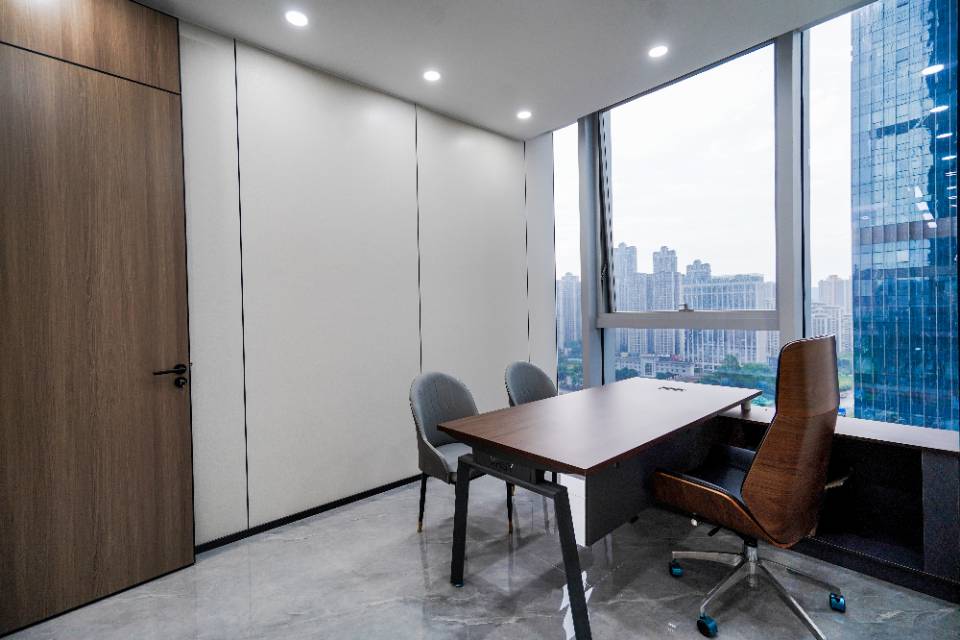 南宁环球金融中心T2栋1317号房185平