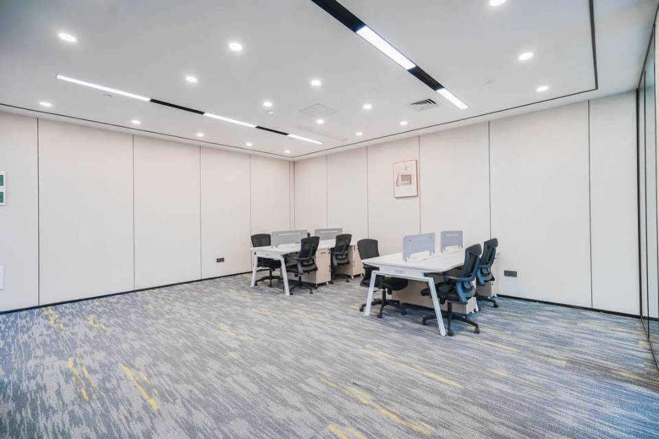 南宁环球金融中心T2栋1308号房 208平