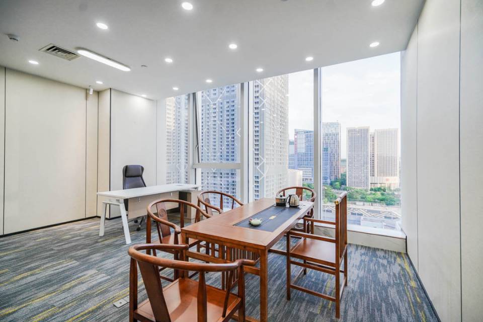 南宁环球金融中心T2栋1308号房 208平