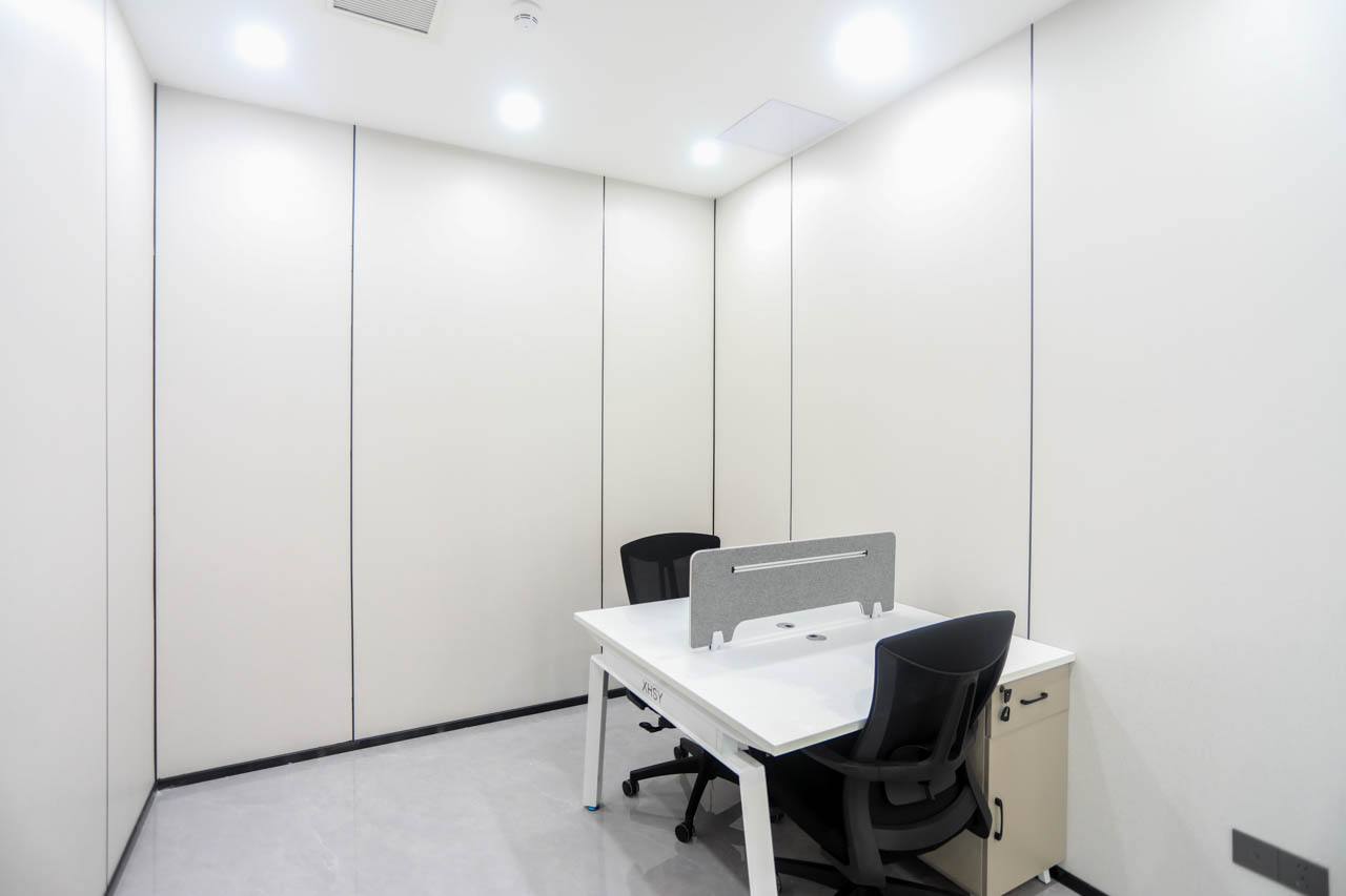 南宁环球金融中心T2栋-1402号房238平