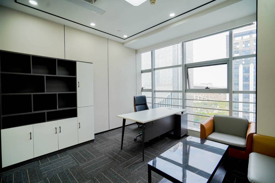 碧园中心A座1410号 268.35平