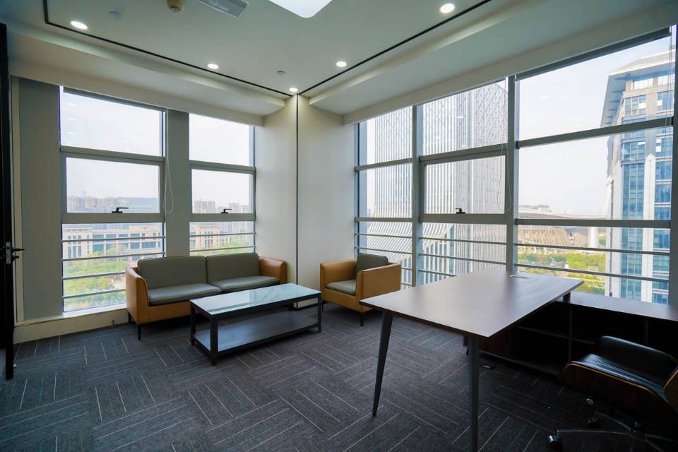 碧园中心A座1410号 268.35平