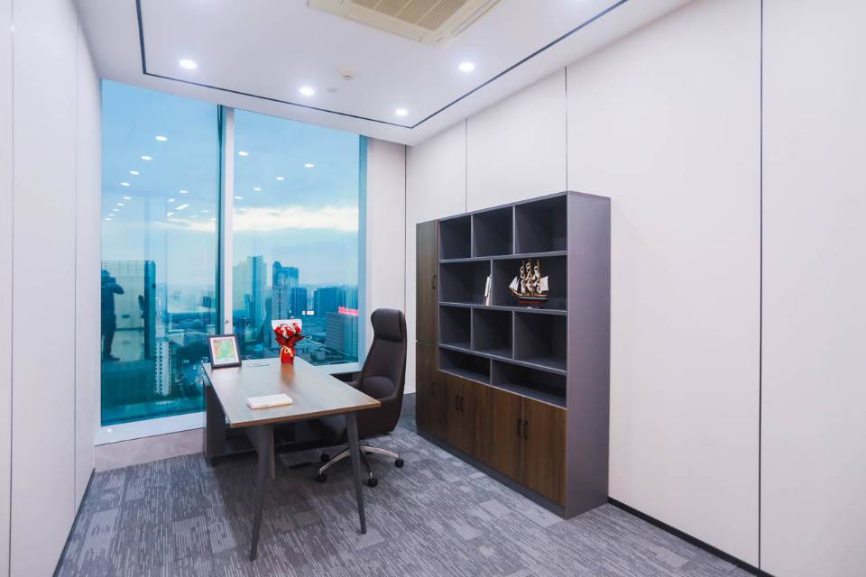 阳光金融大厦2205号216平