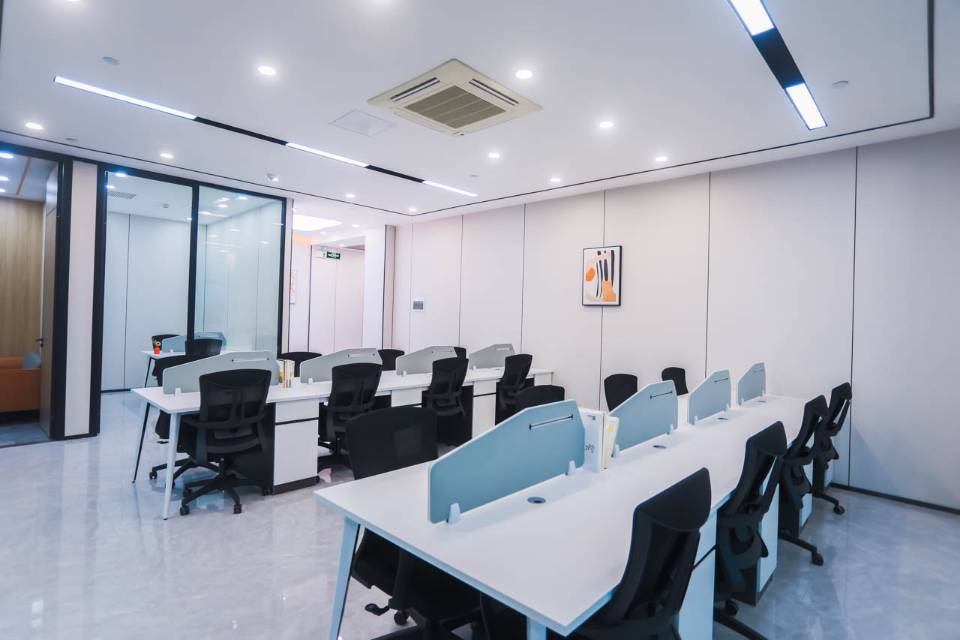 阳光金融大厦2210号218平