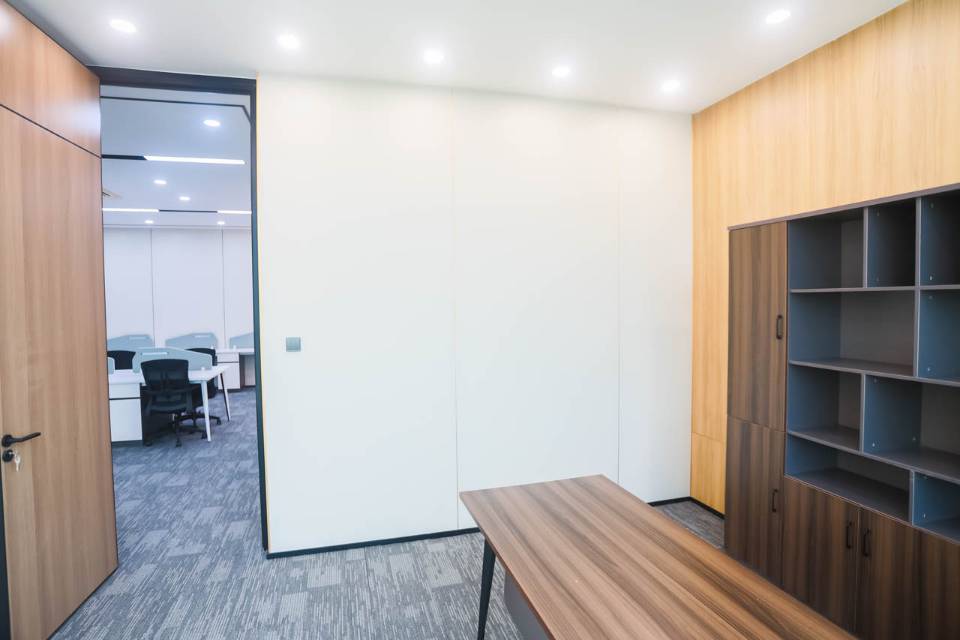 阳光金融大厦2310号185平