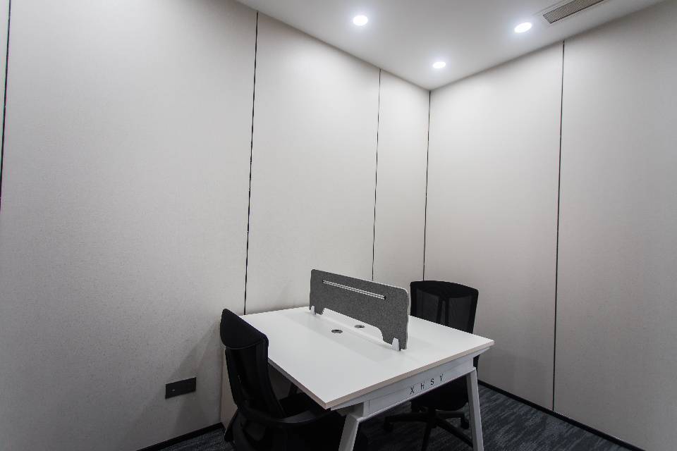 五洲交通大厦2015号  142平