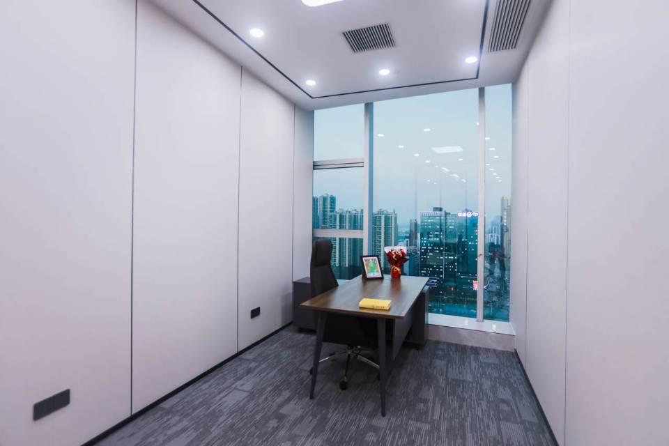 阳光金融大厦2210号218平