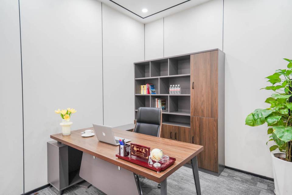 龙光国际A座1412室