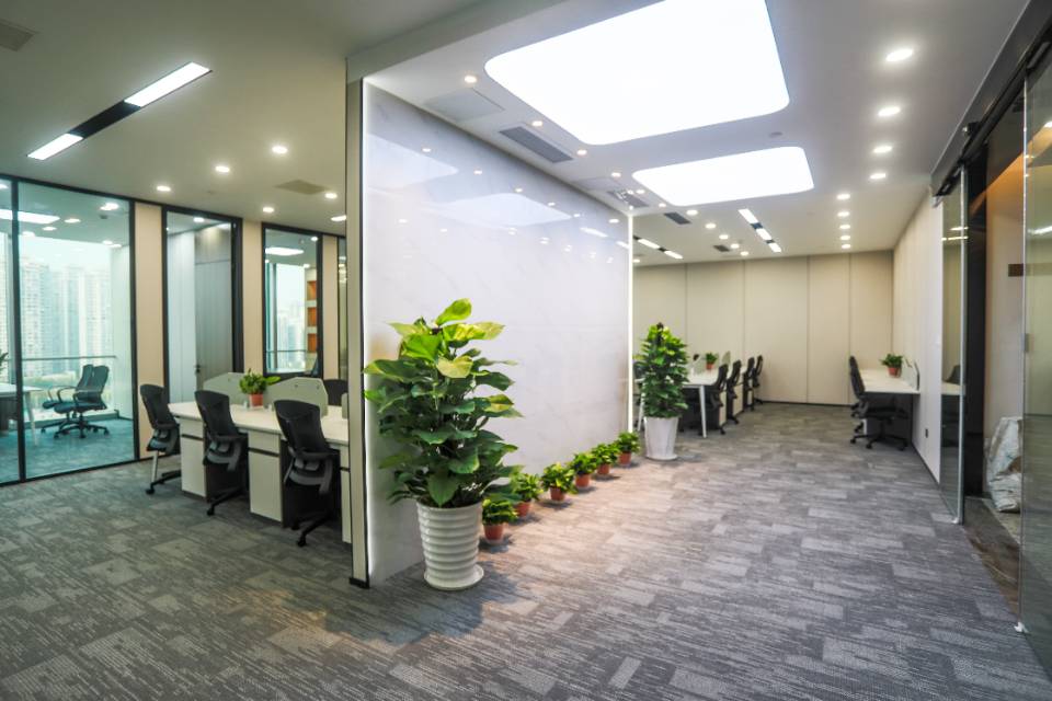 龙光国际A座812室