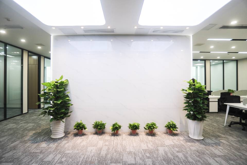 龙光国际A座812室