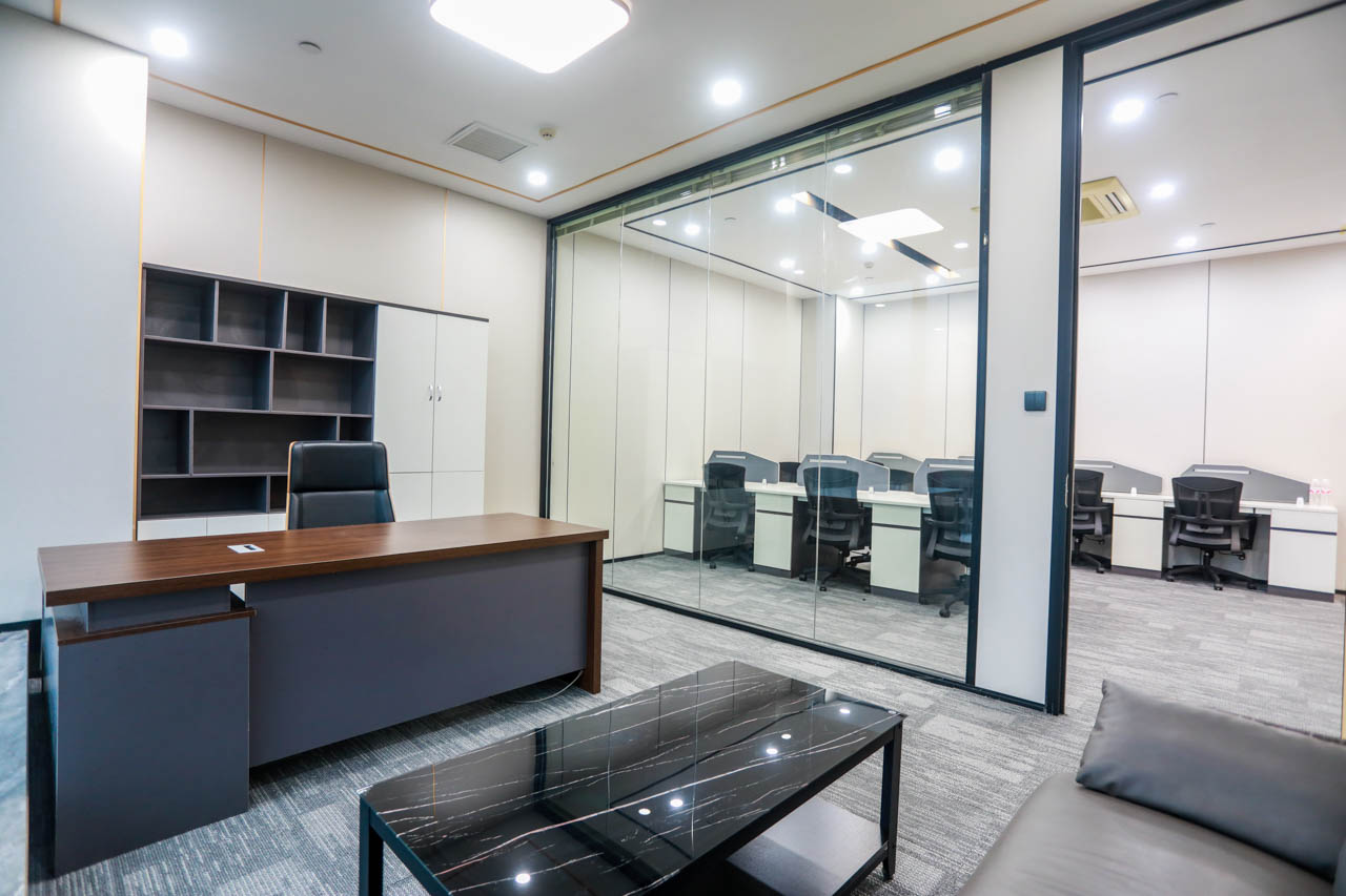 【测试】凤岭北甲级写字楼 阳光金融大厦150平 带全套家具 24小时空调