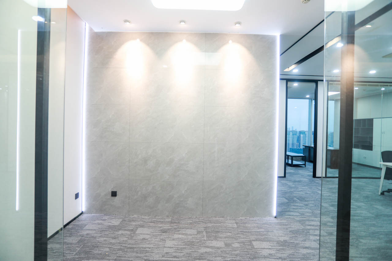 【测试】凤岭北甲级写字楼 阳光金融大厦150平 带全套家具 24小时空调