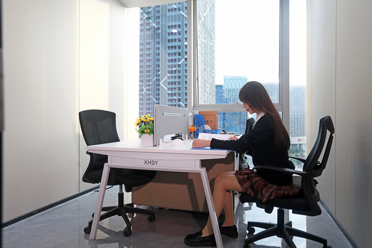 环球金融中心4人工位间