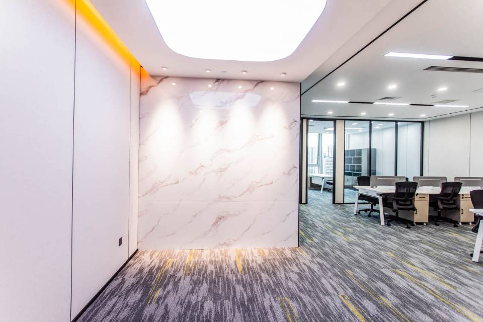 环球金融中心188平3+16工位