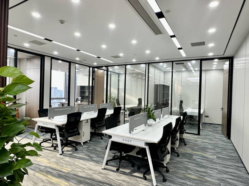 五洲交通大厦2008 电梯口大门 387平6+1格局