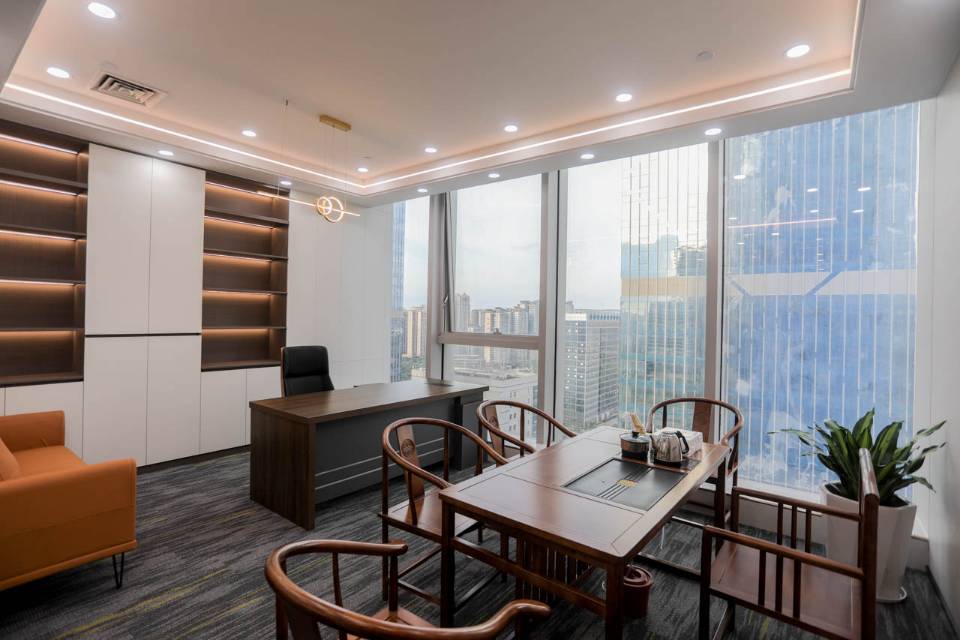 南宁环球金融中心T2栋122平2+8工位