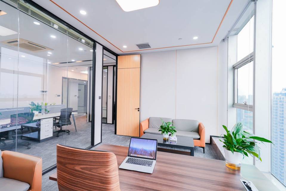 阳光金融大厦2301号148平