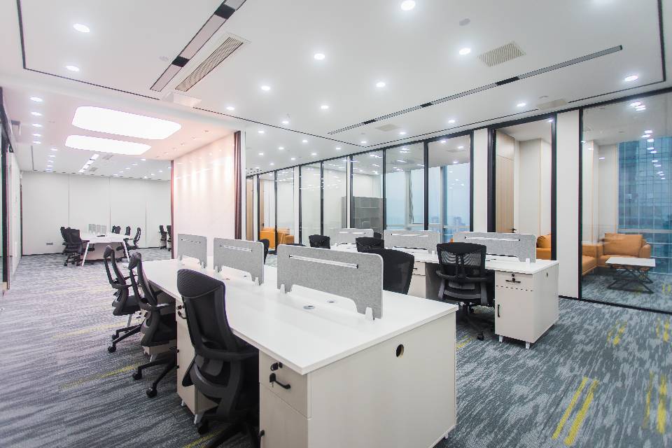 正电梯口 超大气户型 视野开阔看湖景