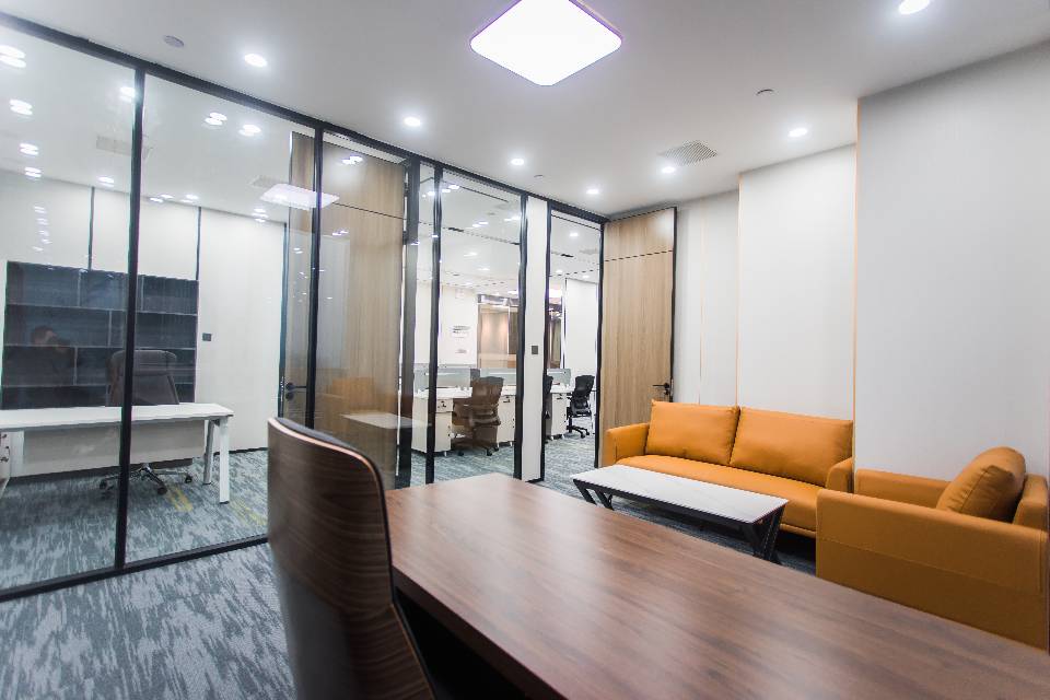 正电梯口 超大气户型 视野开阔看湖景