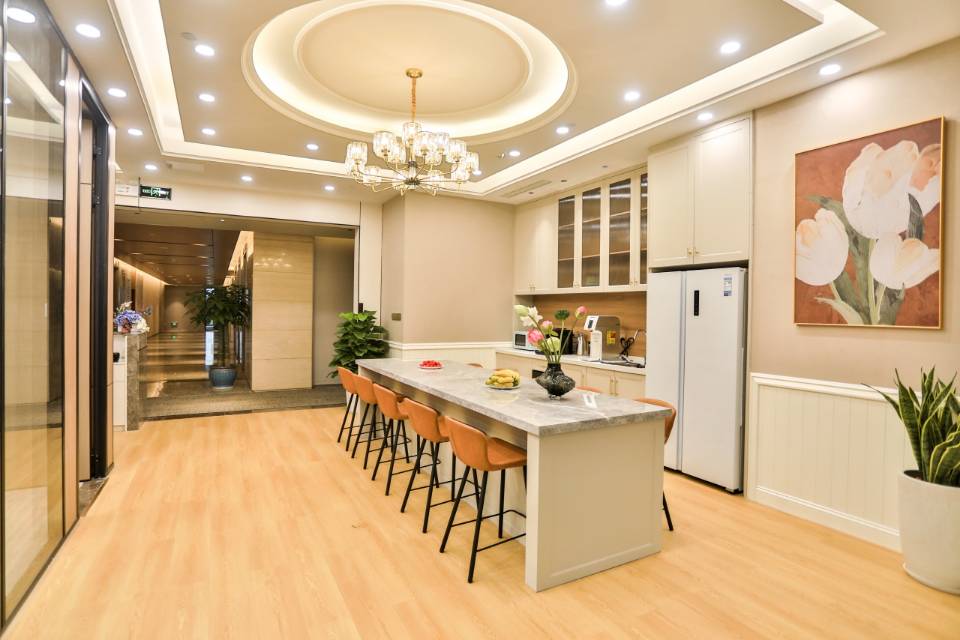 龙光国际A座1215 | 228.29㎡双面采光办公房