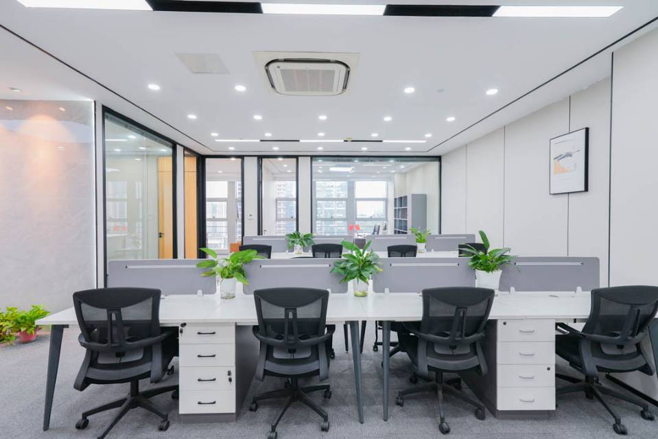 碧园中心A座1408号 193.32平