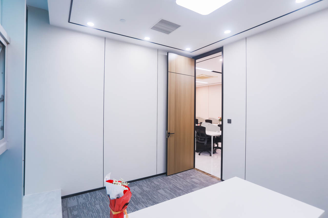 阳光金融大厦2201号 148平