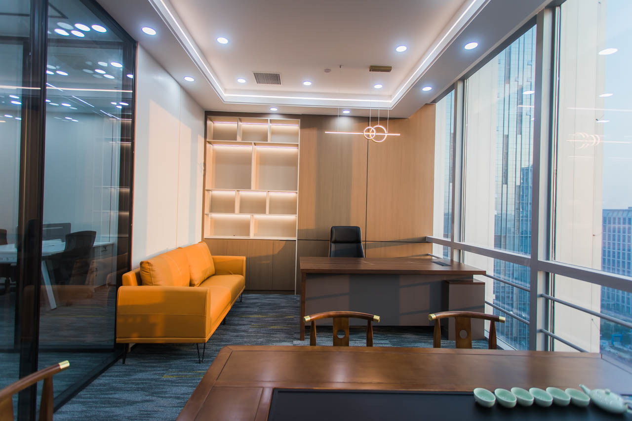 五洲交通大厦128平